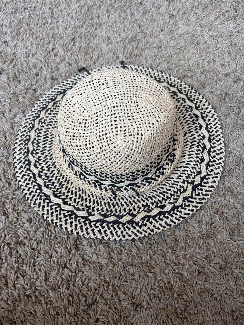 Four Buttons by San Diego Hat Co. Straw Sun Hat - Natural with Black Trim